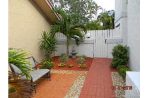 8371 SW 39th Ct, Davie, FL 33328, Sold 06/29/16