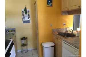 15679 SW 73rd Cir Terrace, Miami, FL 33193, Sold 08/16/16