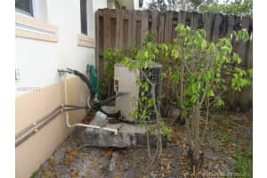 6632 Hidden Cove Dr, Davie, FL 33314, Sold 07/20/16