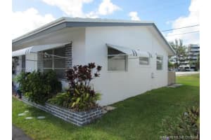 1611 NW 46th St, Fort Lauderdale, FL 33309, Sold 07/26/16