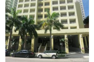 170 SE 14th St, Miami, FL 33131, Sold 09/22/16