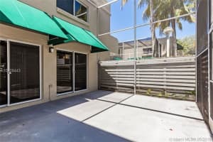 567 NW 97th Ave, Plantation, FL 33324, Sold 08/10/16