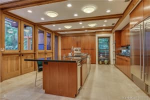 4060 Kiaora St, Miami, FL 33133, Sold 09/30/16