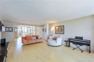 2025 Brickell Ave, Miami, FL 33129, Sold 07/14/17