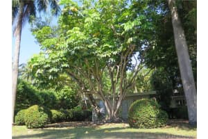118 W 4th Ct, Miami Beach, FL 33139, Sold 09/28/16