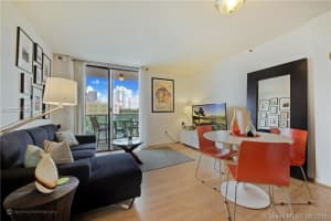 1035 West Ave, Miami Beach, FL 33139, Sold 12/07/16