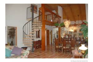 7462 SW 115th Ct, Miami, FL 33173, Sold 09/28/16