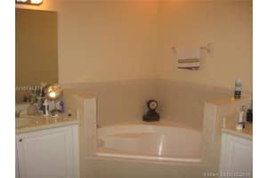 828 SW 154th Ct, Miami, FL 33194, Sold 07/26/16