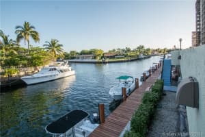 2500 NE 135th St B803, North Miami, FL 33181, Sold 11/03/16