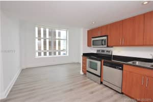 101 E Flagler St, Miami, FL 33131, Sold 10/11/16