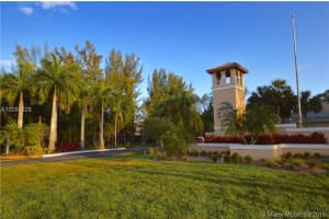 200 Palm Cir W, Pembroke Pines, FL 33025, Sold 06/30/16