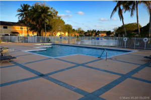 200 Palm Cir W, Pembroke Pines, FL 33025, Sold 06/30/16