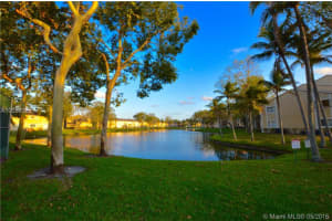 200 Palm Cir W, Pembroke Pines, FL 33025, Sold 06/30/16