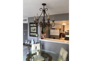 8897 Fontainebleau Blvd, Miami, FL 33172, Sold 07/22/16