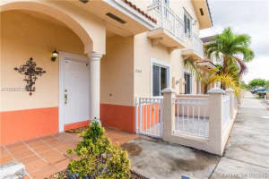 17969 NW 74th Path, Hialeah, FL 33015, Sold 07/19/16
