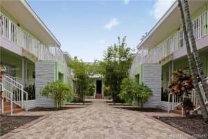 915 8th St, Miami Beach, FL 33139, Sold 09/21/16