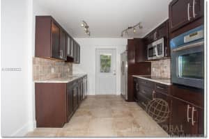 879 NE 195th St, Miami, FL 33179, Sold 07/11/16