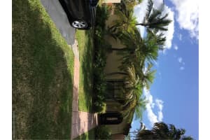 13005 SW 90th Ct, Miami, FL 33176, Sold 10/11/16