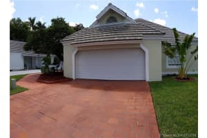 4823 NW 101st Pl, Doral, FL 33178, Sold 08/29/16