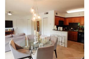 322 Madeira Ave, Coral Gables, FL 33134, Sold 10/14/16