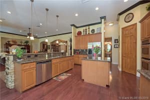 4842 Tropicana Ave, Cooper City, FL 33330, Sold 08/02/16