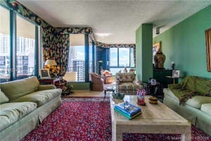 520 Brickell Key Dr APT A1616, Miami, FL 33131, Sold 09/25/17