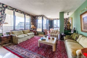 520 Brickell Key Dr APT A1616, Miami, FL 33131, Sold 09/25/17