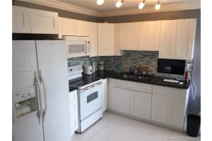 3901 SW 109th Ave, Miami, FL 33165, Sold 07/26/16