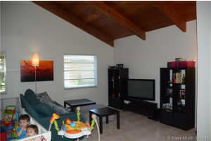 2250 Nova Village Dr, Davie, FL 33317, Sold 08/10/16