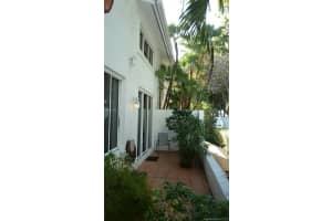 20949 NE 37th Ct, Aventura, FL 33180, Sold 09/29/16