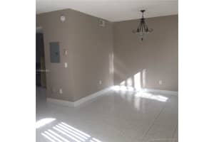 5245 NW 112th Ave, Doral, FL 33178, Sold 09/07/16