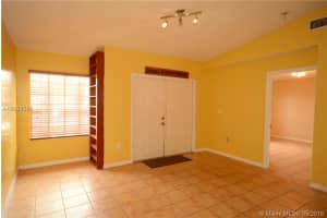 9105 NW 120th St, Hialeah Gardens, FL 33018, Sold 07/21/16