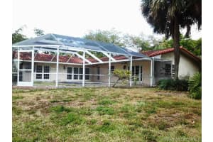 7560 Loch ness Dr, Miami Lakes, FL 33014, Sold 08/25/16