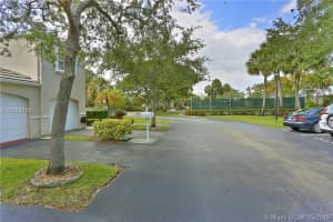 5540 SW 69th Pl, Miami, FL 33155, Sold 06/28/16