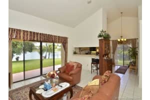 8933 SW 59th St, Cooper City, FL 33328, Sold 07/25/16