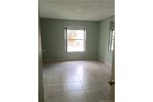 5201 NW 7th St, Miami, FL 33126, Sold 06/24/16