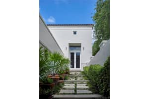 270 Marinero Ct, Coral Gables, FL 33143, Sold 05/31/17