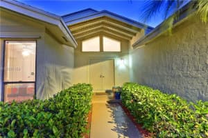 6124 SW 146th Ct, Miami, FL 33183, Sold 11/10/16