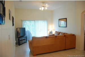 11820 SW 8th St, Pembroke Pines, FL 33025, Sold 08/18/16