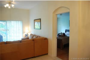 11820 SW 8th St, Pembroke Pines, FL 33025, Sold 08/18/16