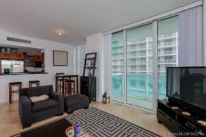 186 SE 12th Terrace, Miami, FL 33131, Sold 03/09/17