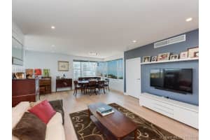 5255 Collins Ave #6g, Miami, FL 33140, Sold 08/05/16