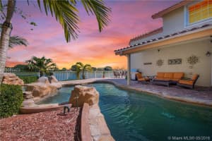 10460 NW 46th St, Doral, FL 33178, Sold 07/18/16