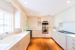 4155 Kiaora St, Miami, FL 33133, Sold 12/08/17