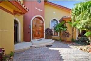9938 NW 27th St, Doral, FL 33172, Sold 08/08/16