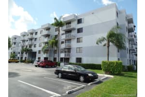 8251 NW 8th St, Miami, FL 33126, Sold 08/18/16