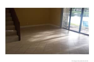 9012 Vineyard Lake Dr, Plantation, FL 33324, Sold 07/14/16
