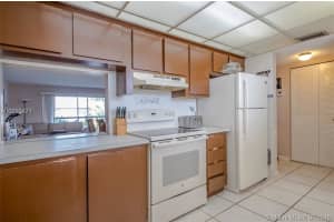 7100 Nova Dr #305a, Davie, FL 33317, Sold 08/12/16