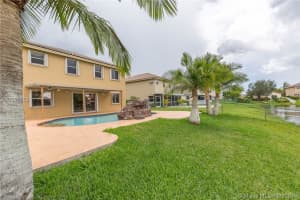424 SW 205th Ave, Pembroke Pines, FL 33029, Sold 07/15/16