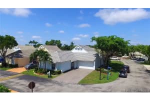 4870 NW 99th Ct, Doral, FL 33178, Sold 03/10/17